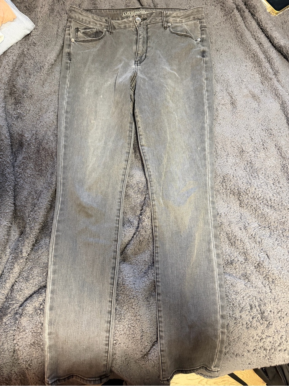 American Eagle Grey Skinny Jean